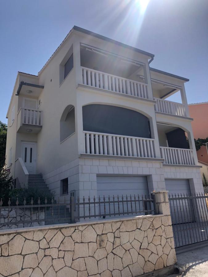 Apartments Sandra Rogoznica  Kültér fotó