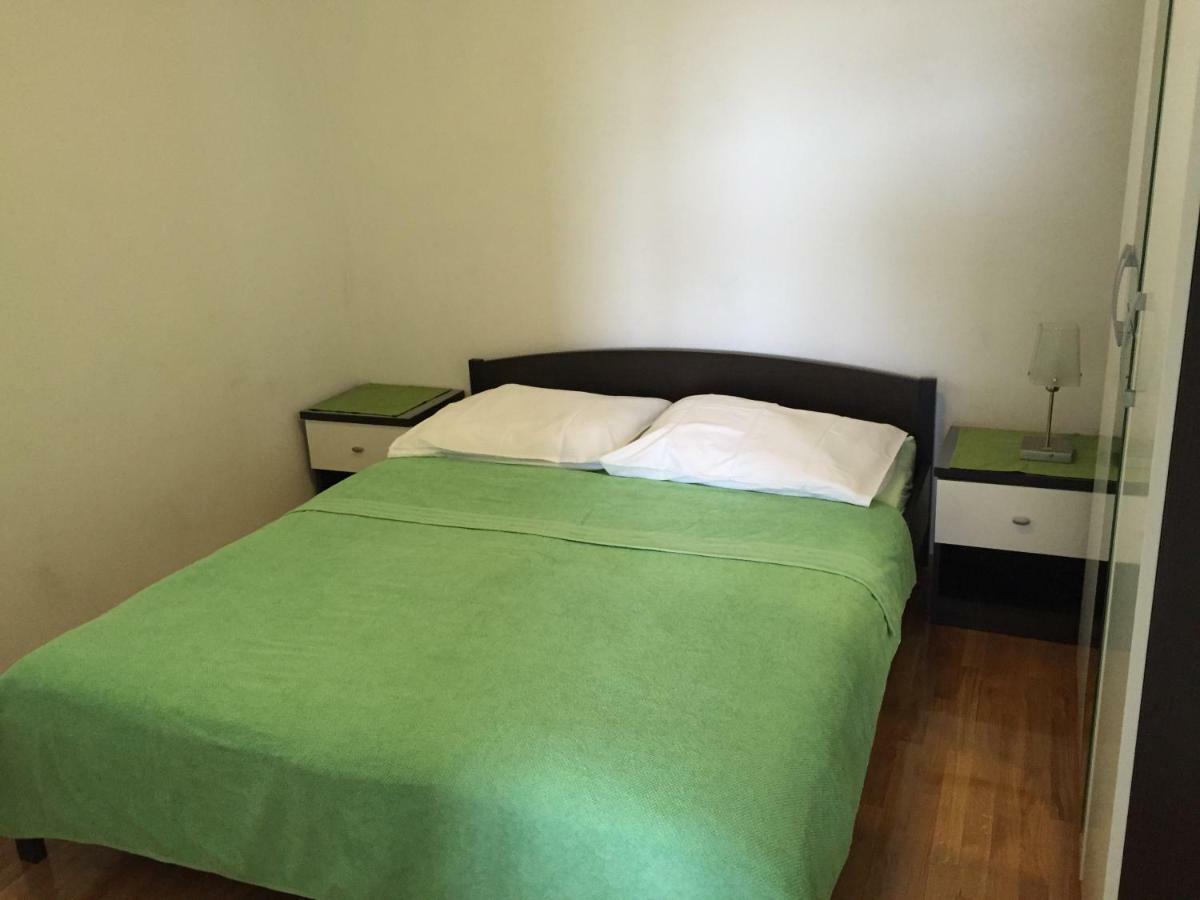 Apartments Sandra Rogoznica  Kültér fotó