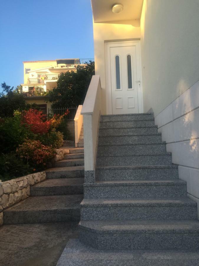 Apartments Sandra Rogoznica  Kültér fotó